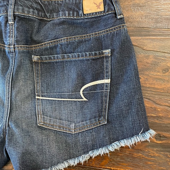 American Eagle HI-RISE FESTIVAL Cut Off Jean Shorts Size 14 - Picture 5 of 11